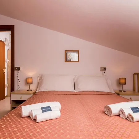 Hotel Lydia