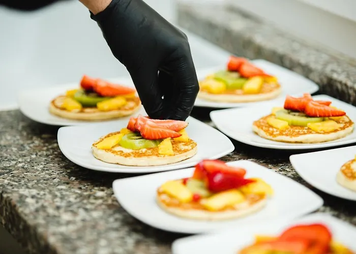 莉迪亚酒店 3* 切尔维亚